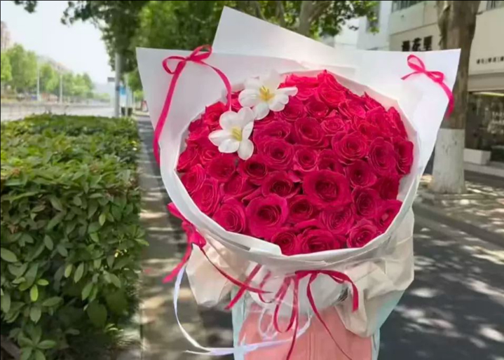 中山三角镇花店